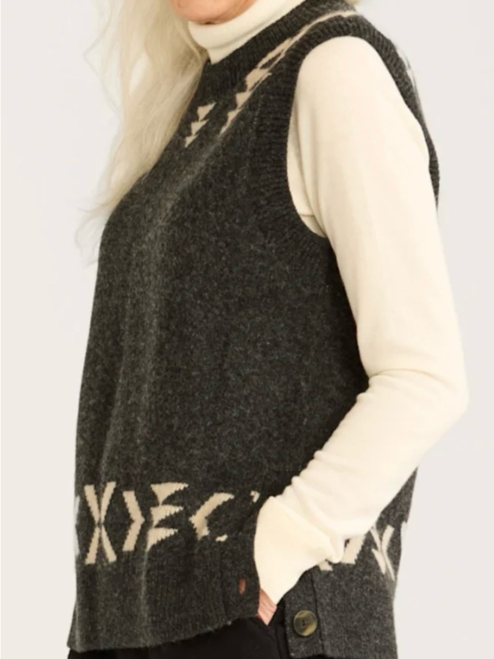 Pendleton Relaxed Graphic Vest - Women Sweaters size Medium
